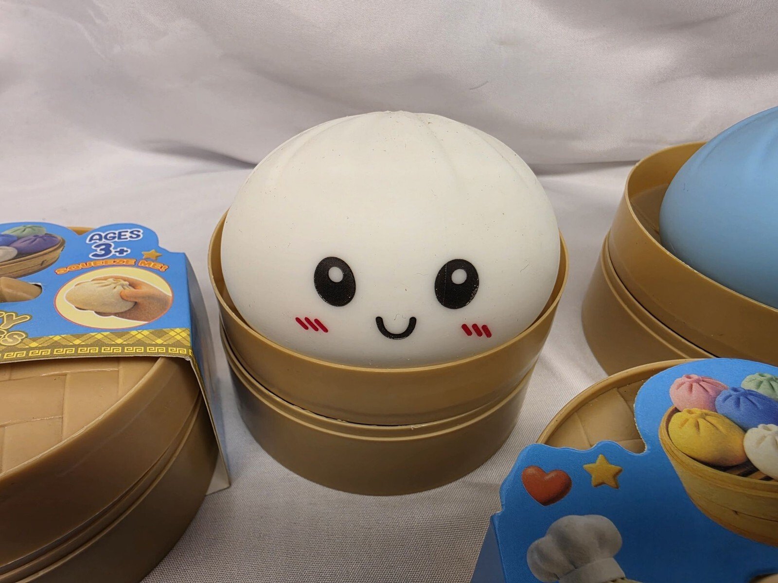 Squeezy Dumpling Squishy Sensory Fidget Toy with Bamboo Steamer Basket - Image 4